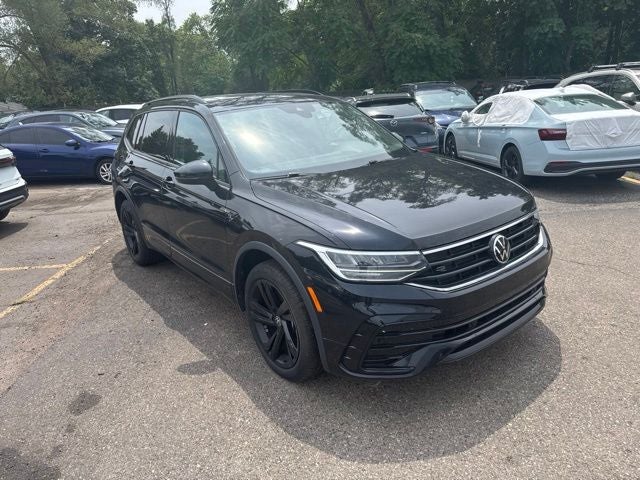 2023 Volkswagen Tiguan 2.0T SE R-Line Black