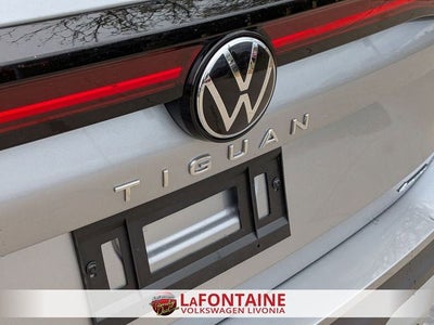 2025 Volkswagen Tiguan 2.0T SE