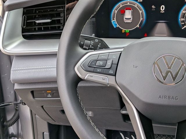 2025 Volkswagen Tiguan 2.0T SE