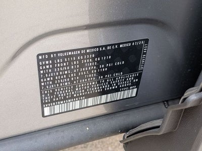 2025 Volkswagen Tiguan 2.0T SE