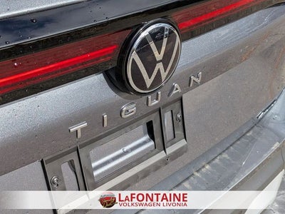 2025 Volkswagen Tiguan 2.0T SE