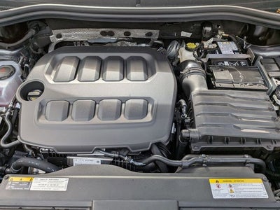 2025 Volkswagen Tiguan 2.0T SE