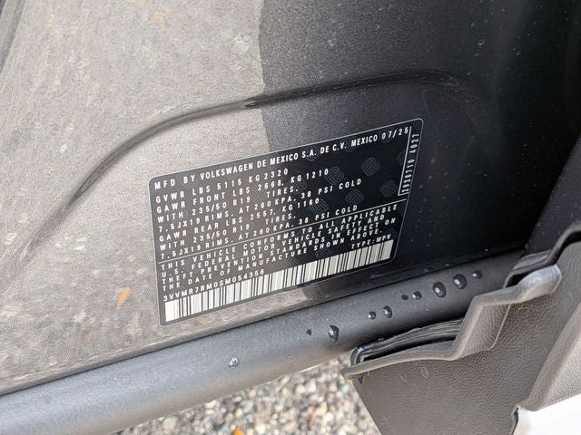 2025 Volkswagen Tiguan 2.0T SE