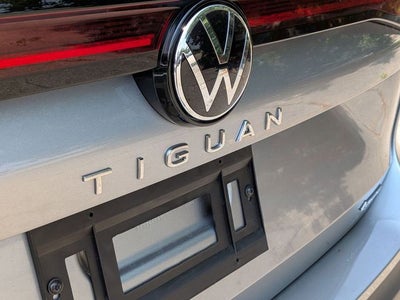 2025 Volkswagen Tiguan 2.0T SE