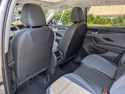 2025 Volkswagen Tiguan 2.0T SE