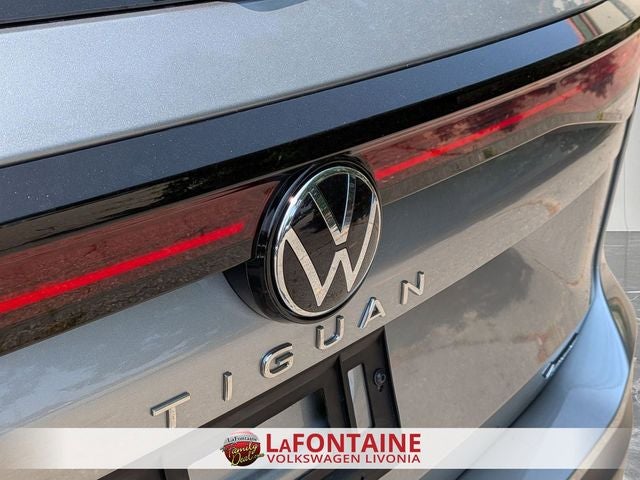2025 Volkswagen Tiguan 2.0T SE