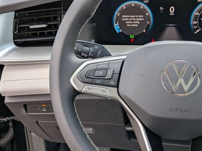 2025 Volkswagen Tiguan 2.0T SE