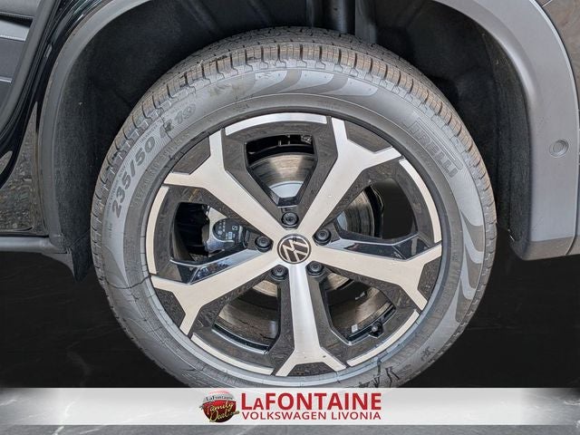 2025 Volkswagen Tiguan 2.0T SE