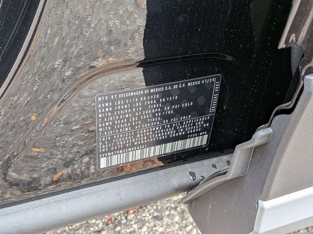 2025 Volkswagen Tiguan 2.0T SE