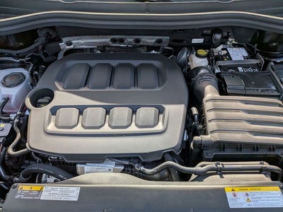 2025 Volkswagen Tiguan 2.0T SE