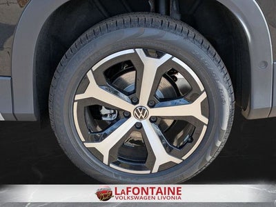 2025 Volkswagen Tiguan 2.0T SE