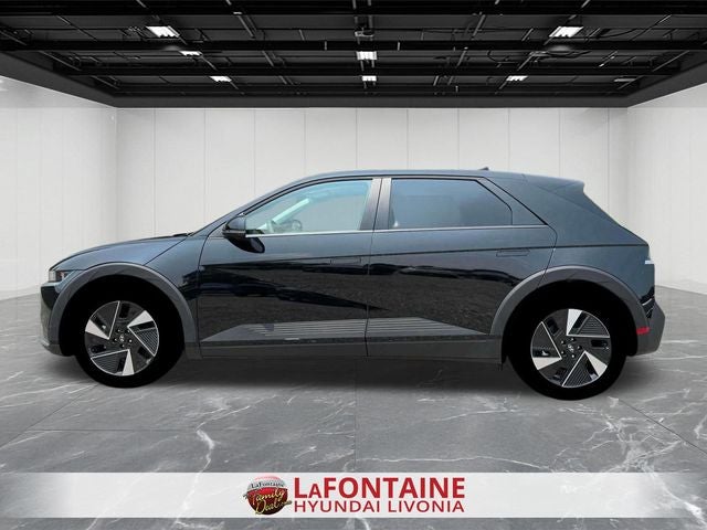 2025 Hyundai IONIQ 5 SE