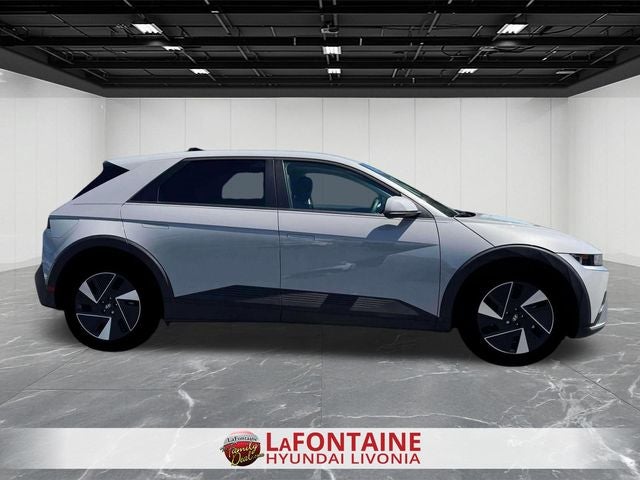 2025 Hyundai IONIQ 5 SE