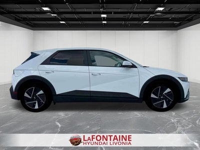 2025 Hyundai IONIQ 5 SE