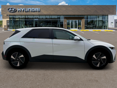 2025 Hyundai IONIQ 5 SEL