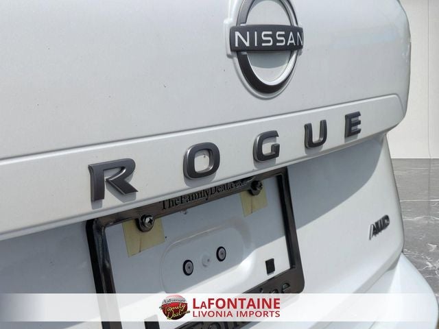 2025 Nissan Rogue SV