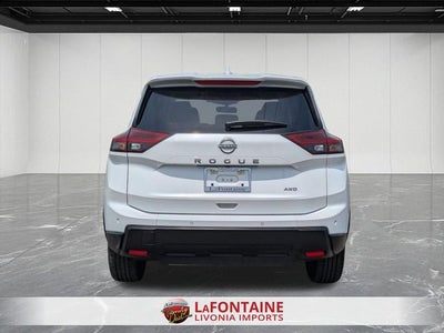 2025 Nissan Rogue SV