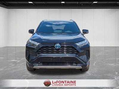 2022 Toyota RAV4 Hybrid SE