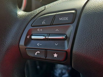2023 Hyundai Kona SE