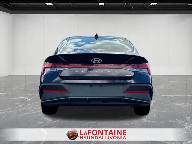 2026 Hyundai Elantra Hybrid SEL Sport