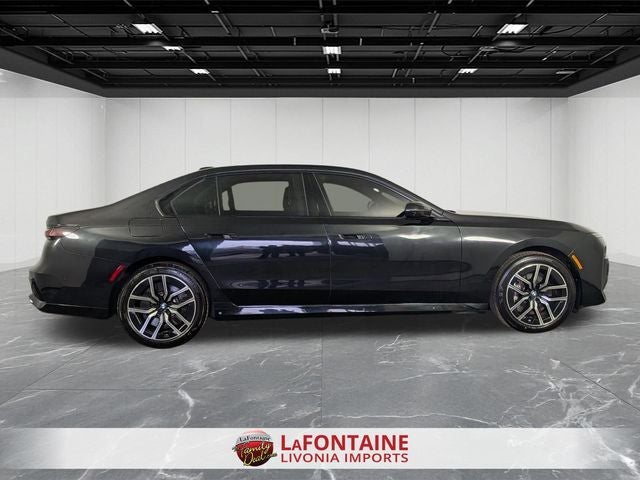 2023 BMW 7 Series 760i xDrive