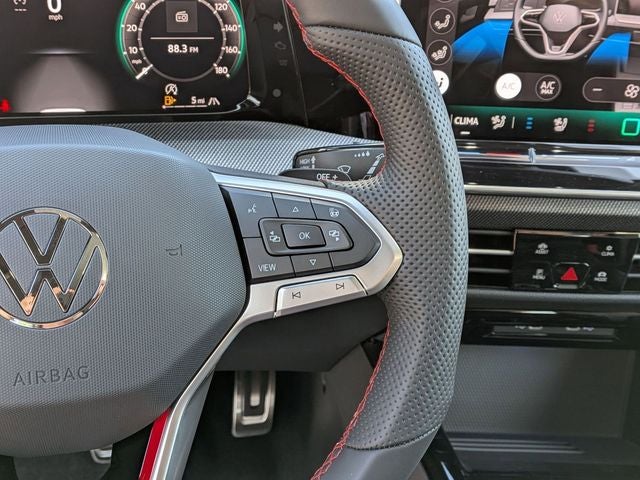 2025 Volkswagen Golf GTI 2.0T SE