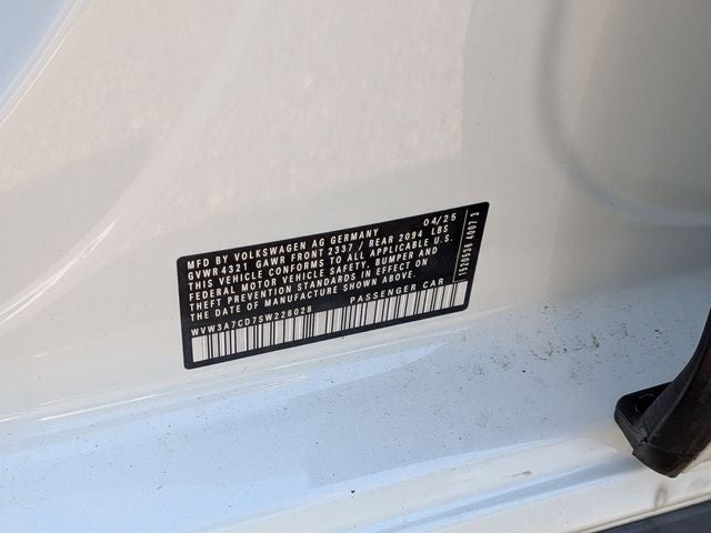 2025 Volkswagen Golf GTI 2.0T SE