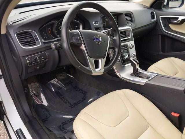 2017 Volvo V60 T5 Premier