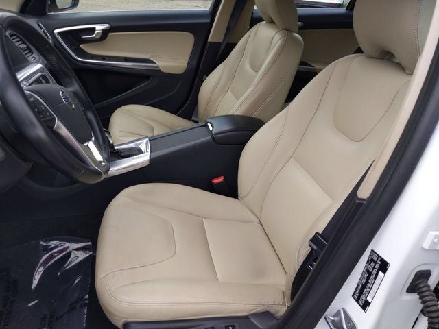 2017 Volvo V60 T5 Premier