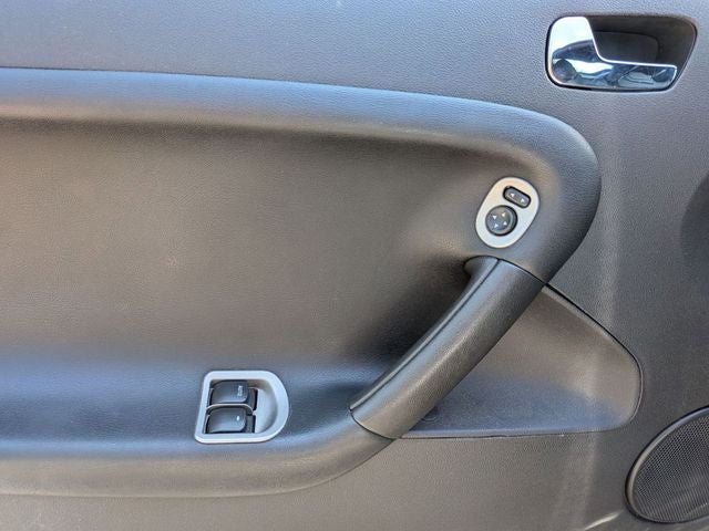 2006 Pontiac Solstice Base