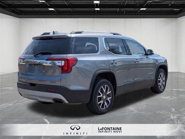 2022 GMC Acadia SLT