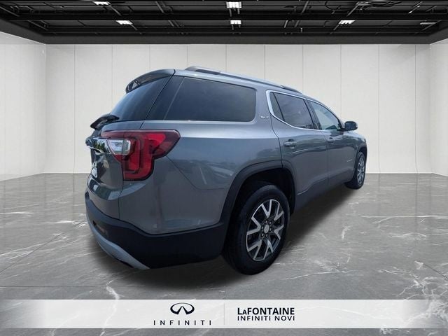 2022 GMC Acadia SLT