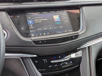 2024 Cadillac XT5 Luxury