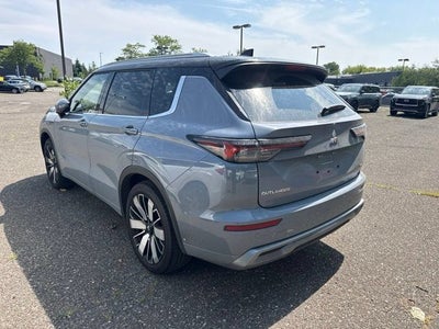 2025 Mitsubishi Outlander SEL