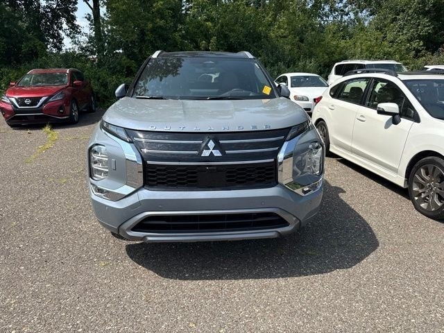 2025 Mitsubishi Outlander SEL