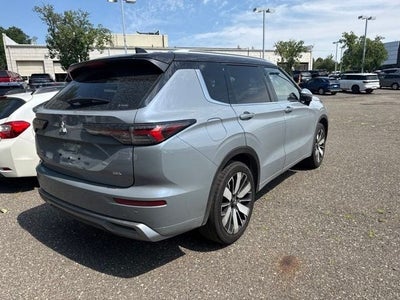 2025 Mitsubishi Outlander SEL