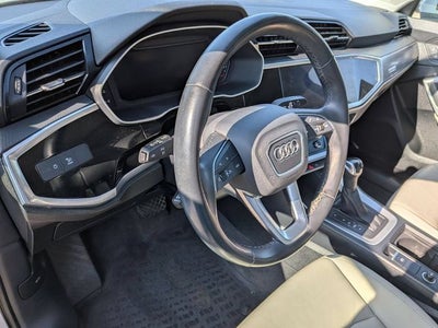 2023 Audi Q3 Premium quattro
