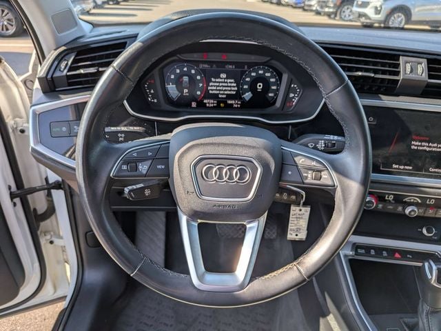 2023 Audi Q3 Premium quattro