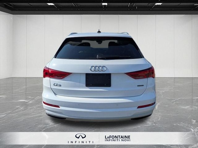 2023 Audi Q3 Premium quattro