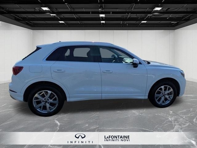 2023 Audi Q3 Premium quattro