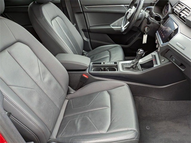 2021 Audi Q3 Premium quattro