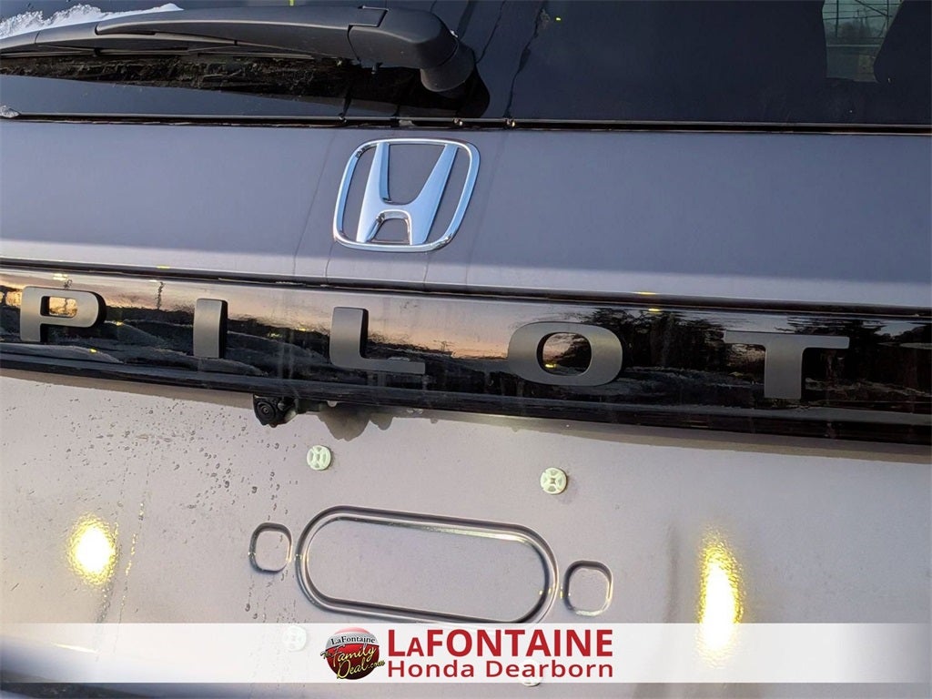 2025 Honda Pilot Touring