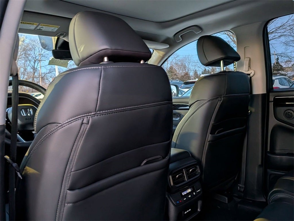2025 Honda Pilot Touring
