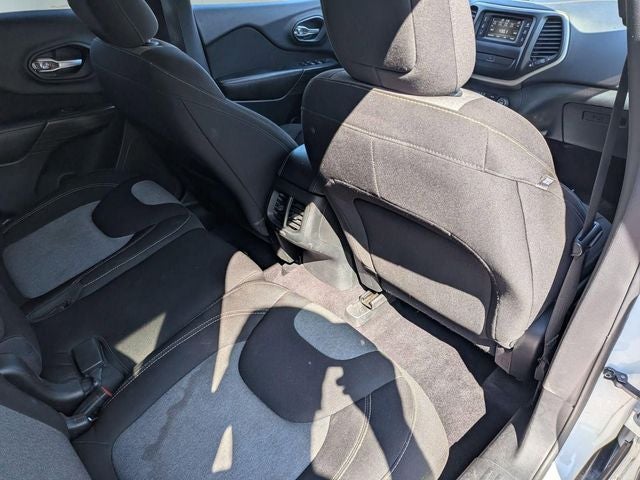 2016 Jeep Cherokee Altitude