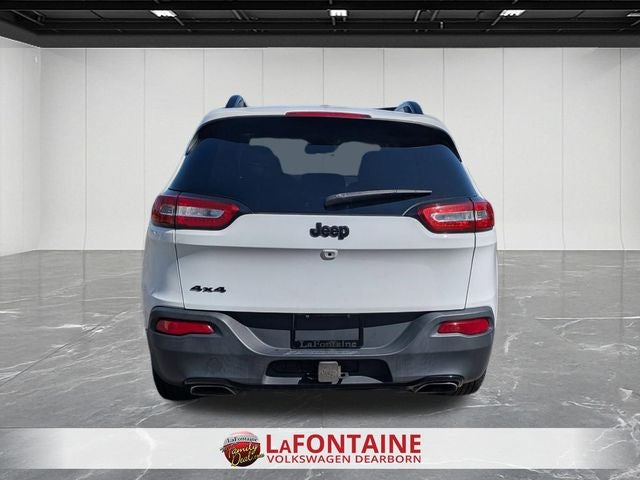 2016 Jeep Cherokee Altitude