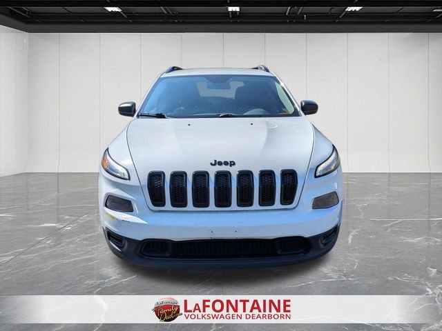 2016 Jeep Cherokee Altitude