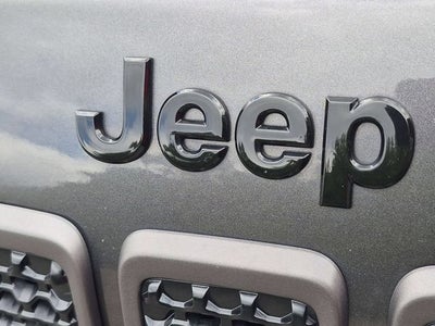 2023 Jeep Cherokee Trailhawk