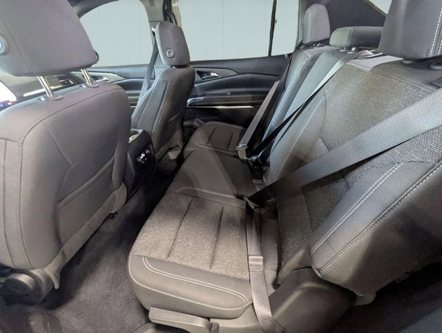 2024 Chevrolet Traverse LS