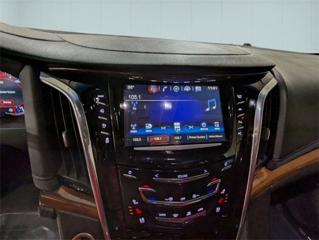 2018 Cadillac Escalade Luxury