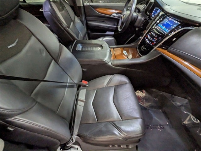 2018 Cadillac Escalade Luxury